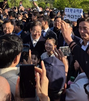 제천 의림지 방문에서 최대인파