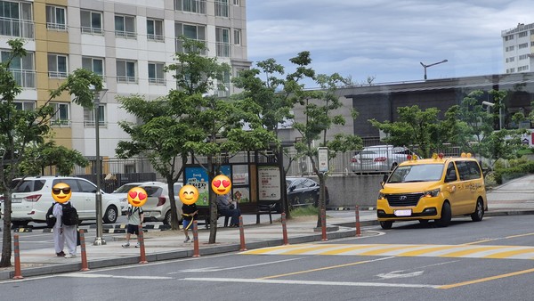 아파트 내 새싹정류장