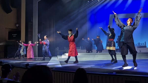 조선의 이야기꾼 전기수 뮤지컬 장면