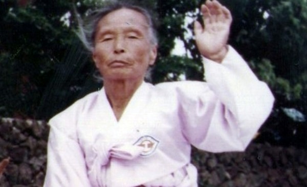 40대 초반 홀로 되시어 종갓집 맏며느리이자 7남매의 어머니로서 사랑과 희생의 삶을 사신 장모님