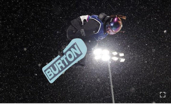 한국의 최가온 선수가 2026 밀라노 코르티나 동계올림픽 스노보드 하프파이프 종목에서 금메달을 획득했다.(사진제공:연합통신)